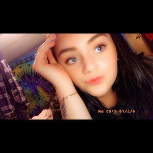 Meet your Posher, Samantha